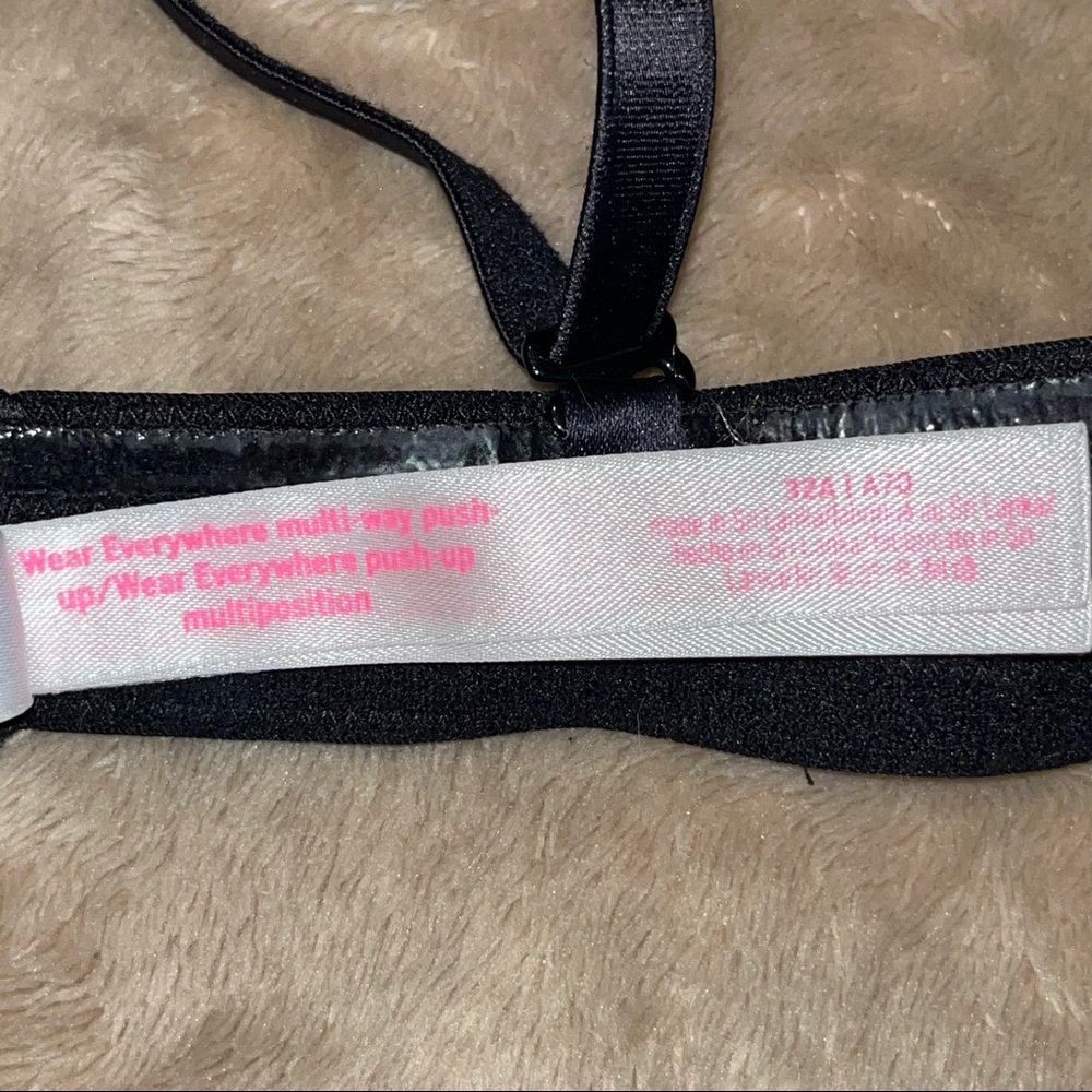 Bundle of PINK Victoria’s Secret Wear Everywhere Bra and Wallflower Bralette - Picture 8 of 16